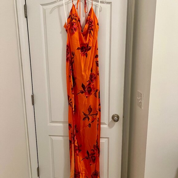 NBD Nicolette Gown in Orange Floral - Picture 3 of 5